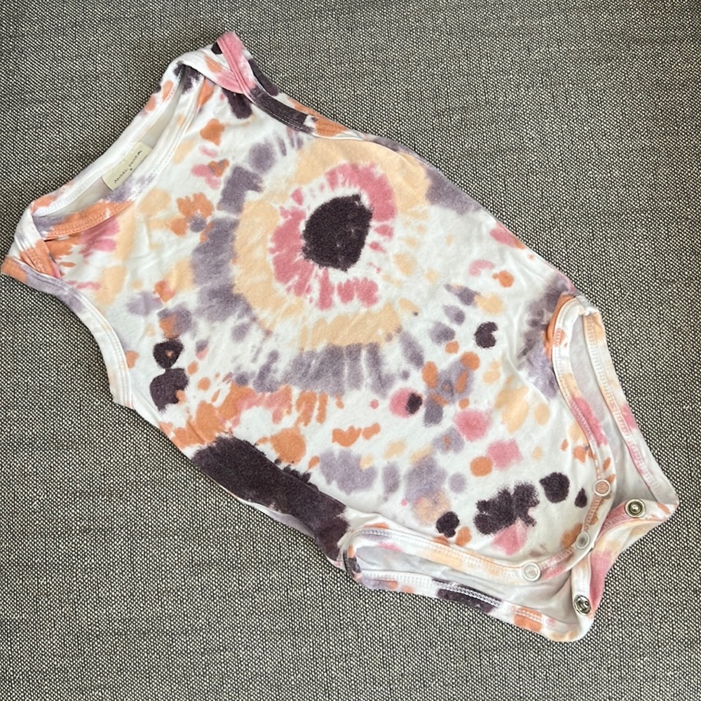 Angel Dear x SpearmintLOVE Tie-Dye Body Suite